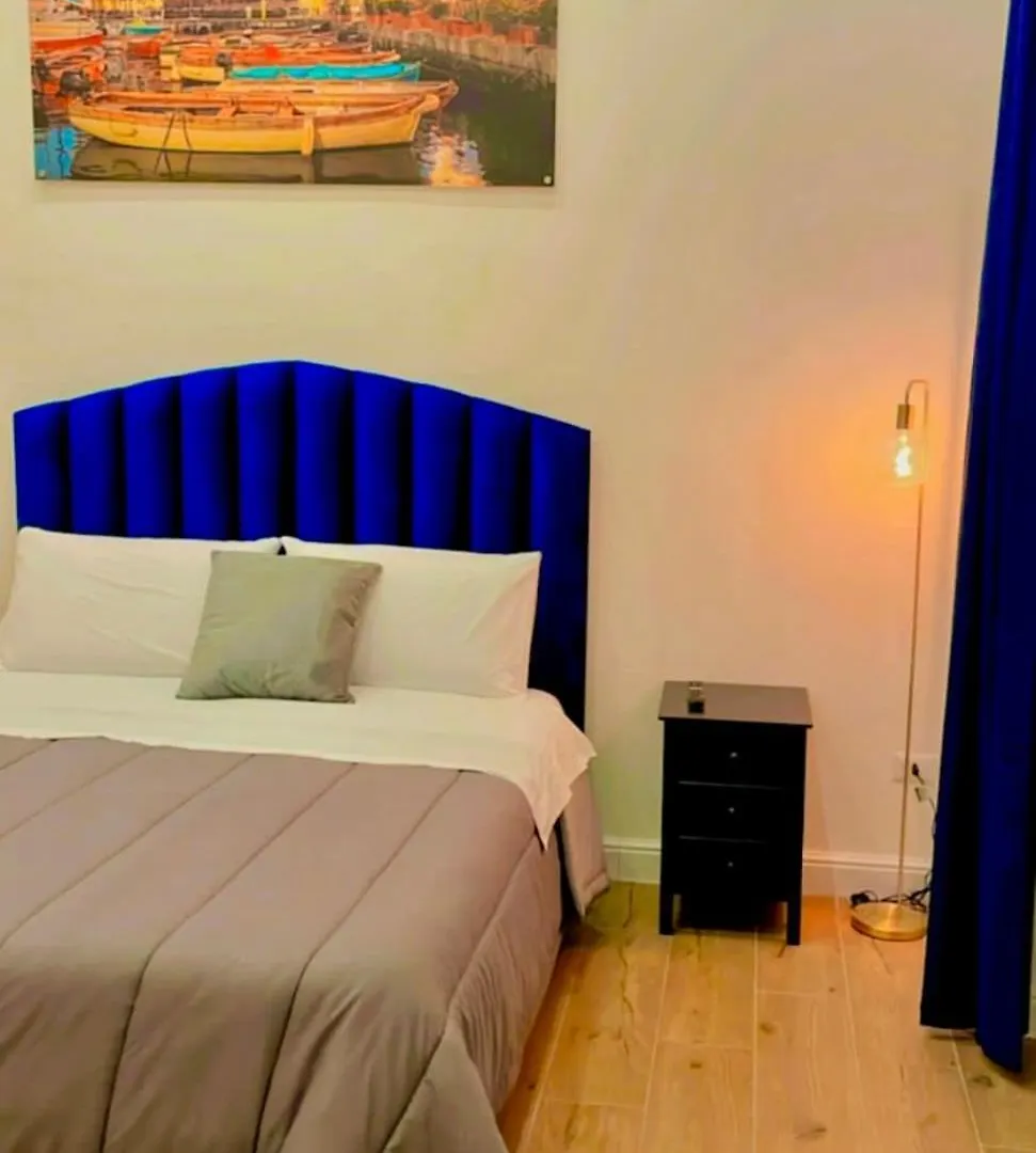 Home Piccini Naples Guest house